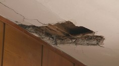 Oprava je v nedohľadne. Rekonštrukciu železničnej stanice v Nitre neurýchlila ani veľká diera v strope