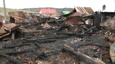 Ľuďom z vyhoreného Malcova pomáha celá obec. Dostali aj extra dávku