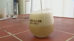 Nemci predstavili revolučné pivo budúcnosti. Pozrite, ako sa konzumuje