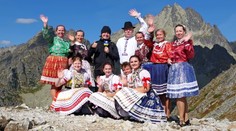 Ich snom bolo zatancovať si karičku vysoko v horách. Ján Tribula im ho splnil