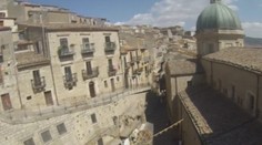 Na Sicílii sa predávajú domy za euro. Môžete si ich kúpiť aj vy