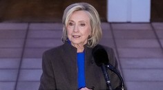 Hillary Clintonová si je istá, že jej manžel nevedel o Epsteinových zločinoch