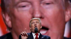 Trump označil Obamu za zakladateľa Islamského štátu. Clintonová je podľa neho diabol