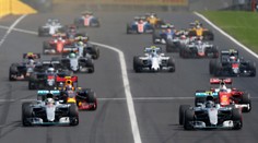 Na Hungaroringu zvíťazil Hamilton, stal sa novým lídrom šampionátu