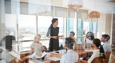 Európska únia zavádza kvóty na ženy. Na Slovensku sa dotknú iba pár firiem