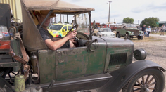 Stret technickej a ľudovej minulosti. Vo Veľkých Raškovciach si pripomenuli, ako vyzeral život na ceste aj na poli