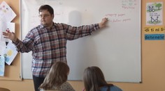 Niektorí učitelia odmeny dostanú, iní obídu naprázdno: Doplatili na chaos v školstve