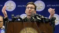 Prvá žaloba na Trumpa je na svete