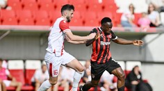 VIDEO: Trnava zvíťazila v Trenčíne jediným gólom. Diváci videli až tri červené karty