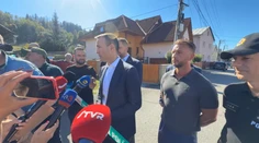 Prvé detaily útoku v Staškove. Šutaj Eštok vyzdvihol hrdinské konanie riaditeľky