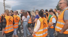 Zablokovali cestu v čase dopravnej špičky. Na Zemplíne ľuďom dochádza trpezlivosť