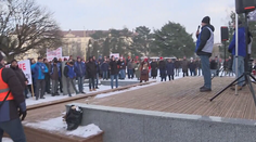 Boj za vyššie mzdy a lepšie podmienky: Zamestnanci najväčšieho oceliarenského podniku pritvrdzujú
