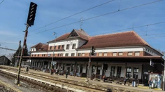 Mimoriadna udalosť na železnici v Kútoch. Nákladný vlak prešiel návesť „Stoj“