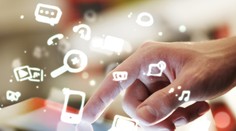 V Británii za falošné profily a ponižovanie na internete hrozí väzenie