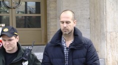 Toto je tvár fekálneho fantóma. Nič si nepamätá a ženám sa ospravedlnil