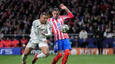 VIDEO: Mbappé po penalte Alvareza okamžite protestoval. Dotyk však mohol vidieť len ťažko