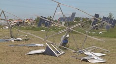 Silné búrky zasiahli aj susedné štáty. Vietor poničil solárnu elektráreň vo Vlasaticiach