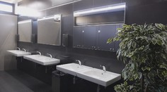 Poslanci pranierovali rekonštrukciu WC v úrade popradského primátora za 88-tisíc