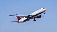 Na palube vyzerá všetko moderne. Môžete sa však viezť lietadlom starým desiatky rokov