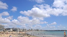 Vo Francúzsku hrozia nové pokuty. Problémom môže byť aj vaše oblečenie