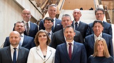 Odchádzajúci ministri dostanú tučné odstupné. Nárok majú aj tí, ktorí slúžili len pár mesiacov