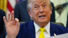 Trump pohrozil obnovením tvrdých odvetných úderov proti Iránu