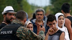 Macedónska polícia proti migrantom opäť použila omračujúce granáty
