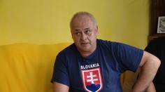 Expolicajt roky čelí podozreniu zo sexuálneho obťažovania, advokátka sa jeho prípadu vzdala