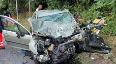 Zrážka nákladiaka s autom v Bratislave sa skončila fatálne. O život prišiel jeden muž