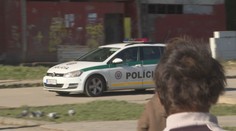 Dôkazy nasvedčujú, že mladík napadol muža na stanici. Súdu sa však niečo nezdá a do väzby ho nevzal