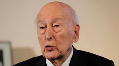 Bývalý francúzsky prezident Valéry Giscard d'Estain (†94) zomrel na COVID-19