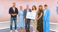 Pomáhame dobudovať záhradu pri Psychiatrickom stacionári