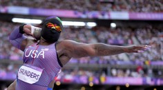 Do súťaží nastupuje s maskou na tvári. Americká guliarka má na jej nosenie viacero dôvodov