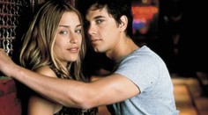 Fešák z Coyote Ugly po 17 rokoch. To je ale zmena