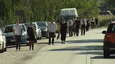 V Trstíne dnes pochovali tínedžerku Nikolu (†19) z autobusu smrti