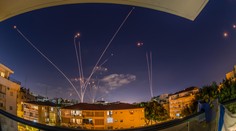 VIDEO: Tel Aviv pod raketovou paľbou. Sirény sa počas dňa v meste rozozvučali niekoľkokrát