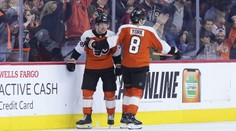 VIDEO: NHL videla skvelé otočky. Minnesota vyrovnala minútu pred koncom, nádej Philadelphie žije