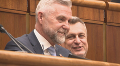 Slovensko konsoliduje, platy poslancov vzrastú o stovky eur. Návrh na zmrazenie skončil vo vzduchoprázdne