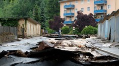 Po silnej búrke sa pretrhla a prepadla cesta medzi Radaticami a Ľubovcom