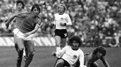 VIDEO: Emotívna spomienka na Johana Cruyffa priamo počas zápasu