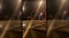 Partia detí z Košíc brutálne zmlátila dôchodcu. Najprv si však nastavila mobil a pustila nahrávanie