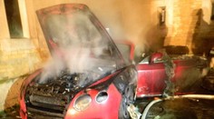 V Komárne niekto podpálil luxusné Bentley. Škoda 110-tisíc eur