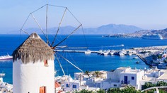 Dovolenkári sa už nezabavia. Na ostrove večierkov Mykonos zaviedli zákaz nočného vychádzania a hudby