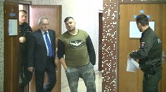 Iba 20-ročný mladík bojuje o život. Údajne ho napadol majiteľ baru