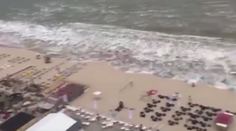 Mini tsunami zasiahlo pobrežie Holandska. Ľudia boli poriadne zaskočení