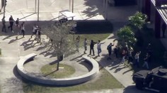 Trump po masakre na strednej škole navštívi Floridu