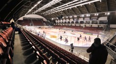 Extraligové kluby hrozia ukončením ročníka. Bez divákov hrať nechcú, vláde dali ultimátum