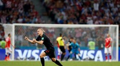 VIDEO: V nervydrásajúcom štvrťfinále uspeli po penaltovom rozstrele Chorváti