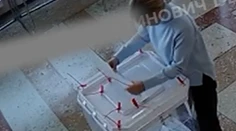 VIDEO: Zábery sú veľavravné. V ruských voľbách sa podľa analytikov mohla zmanipulovať asi tretina hlasov
