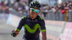 Quintana vyhral 9. etapu a je lídrom Gira, oblečie sa do ružového